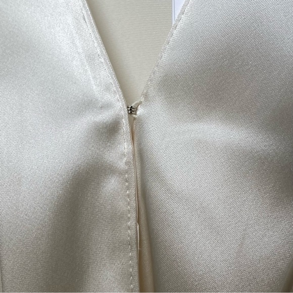 Theory Soft Satin Blouse Size 10 - Picture 4 of 12